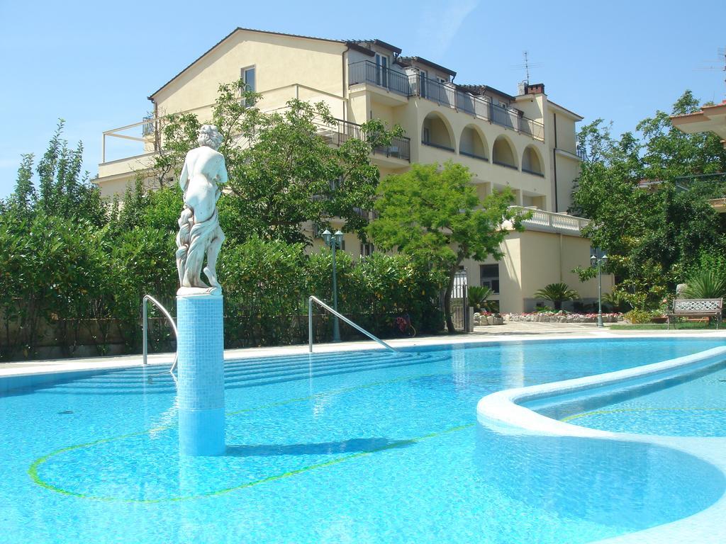 Hotel Sant'Agata SantʼAgata sui Due Golfi Exteriör bild